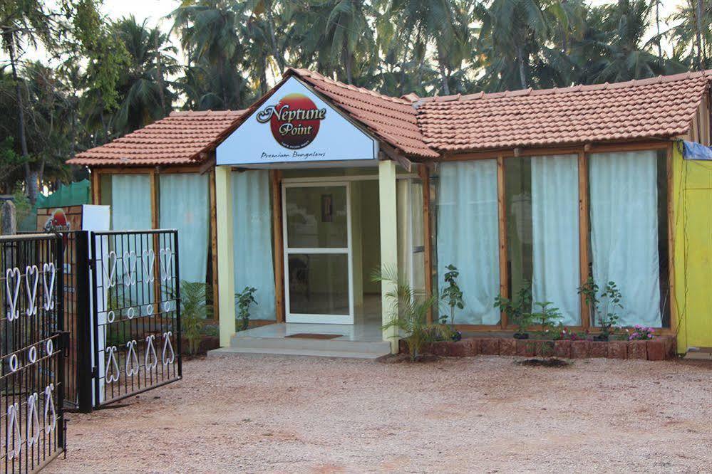 Neptune Point Premium Cottages Palolem Exterior photo