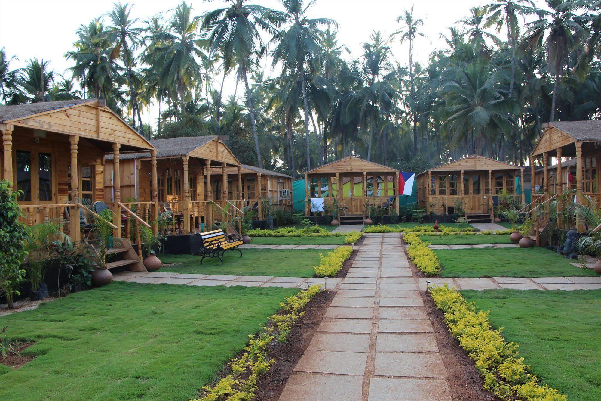 Neptune Point Premium Cottages Palolem Exterior photo